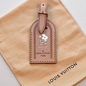 LOUIS VUITTON Small Authentic Luggage Tag purchased in Hawaii. Unique New.
